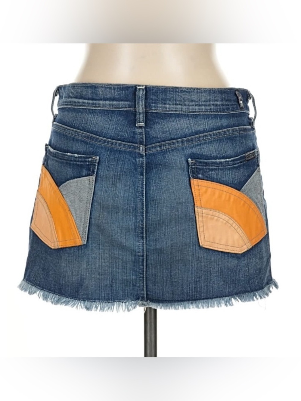 EUC 7 for all mankind denim jean skirt 27 with leather detailing on back pockets